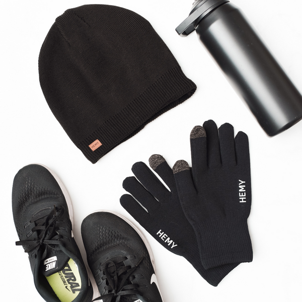 HEMY Winter Kit: waterproof beanie and waterproof gloves with trainers